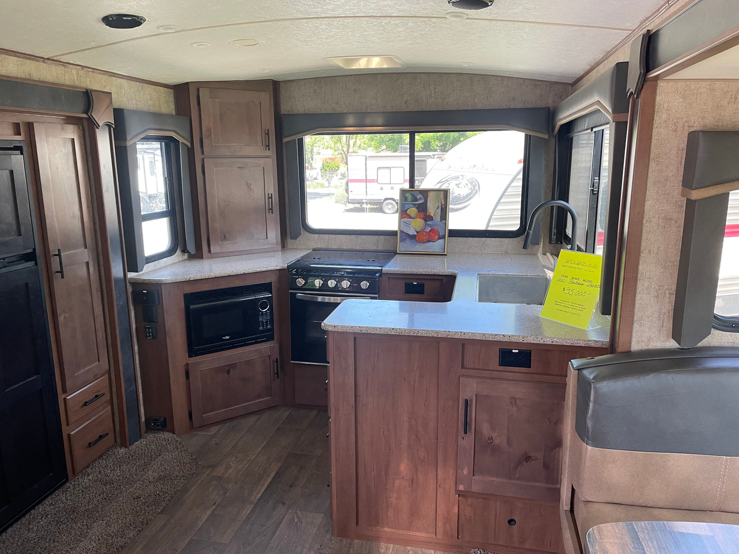 Used Outdoors RV Blackstone 280 KVS