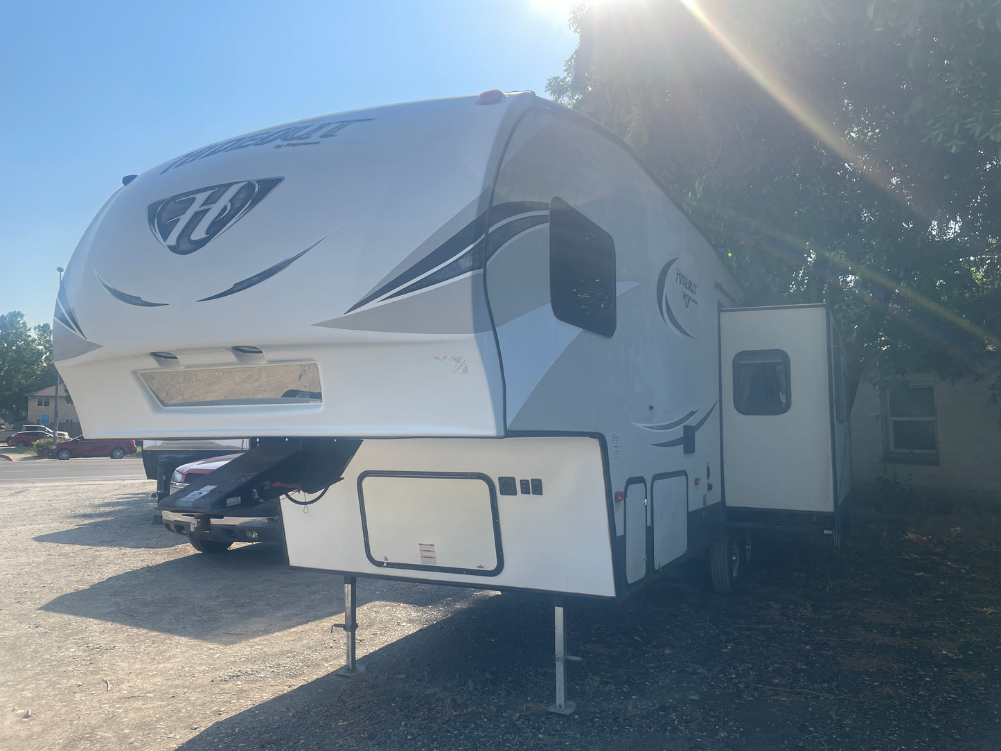 Used 2017 Hideout 5th Wheel