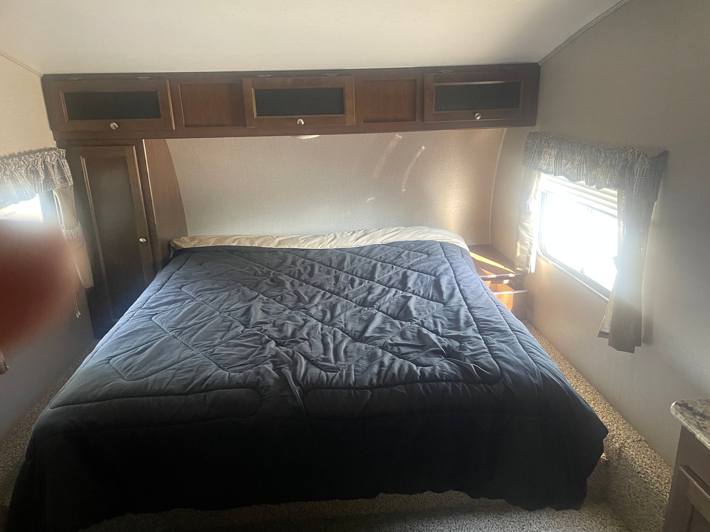 Used 2017 Hideout 5th Wheel