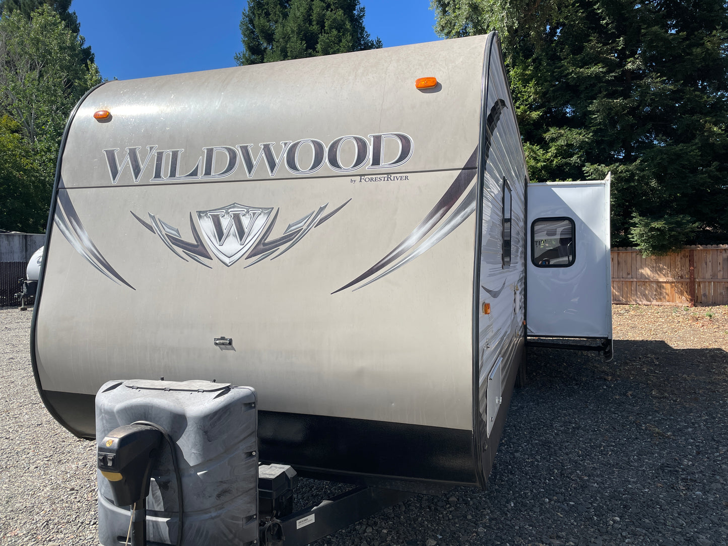 Used 2015 Wildwood 27 RKSS