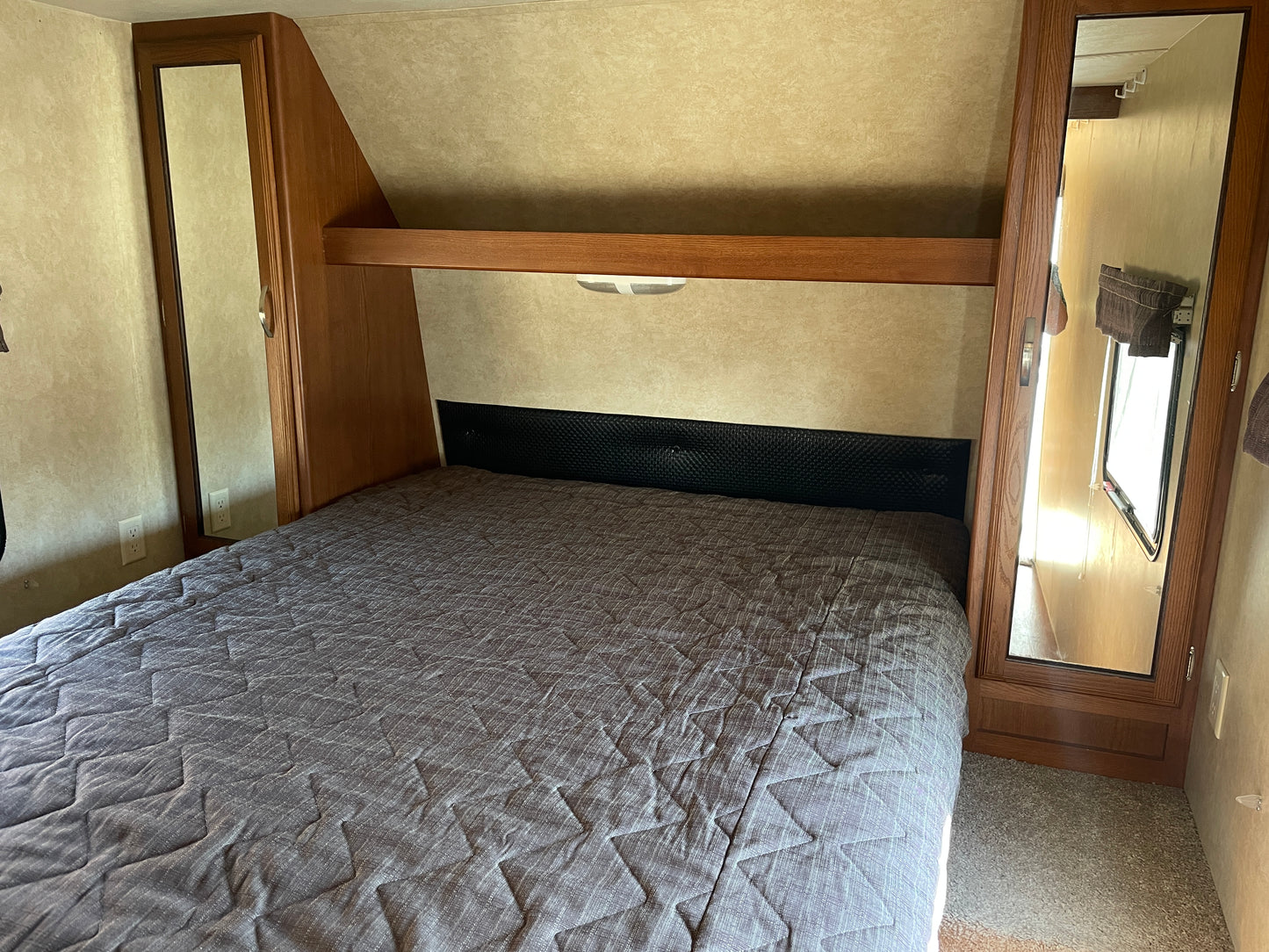 Used 2015 Wildwood 27 RKSS