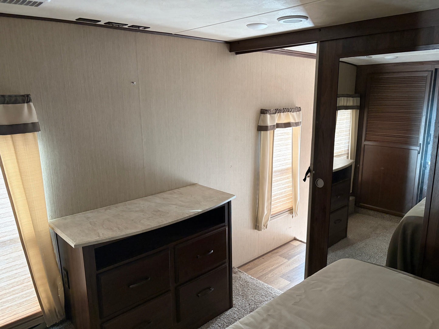 Used 2016 Columbus 320 RS