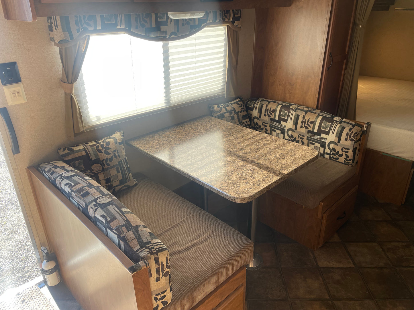 Used 2013 Outdoors RV Creekside 18 CK