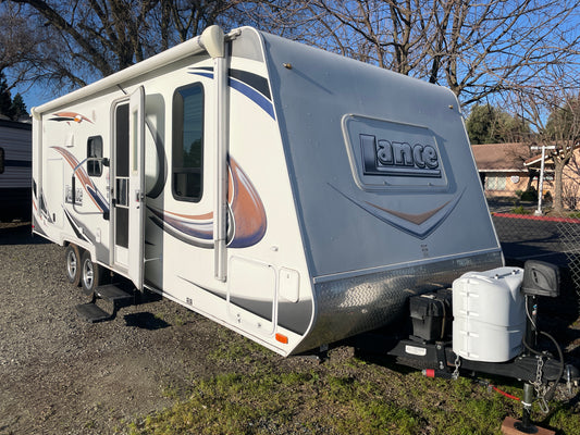 Used 2013 Lance 2295 RB