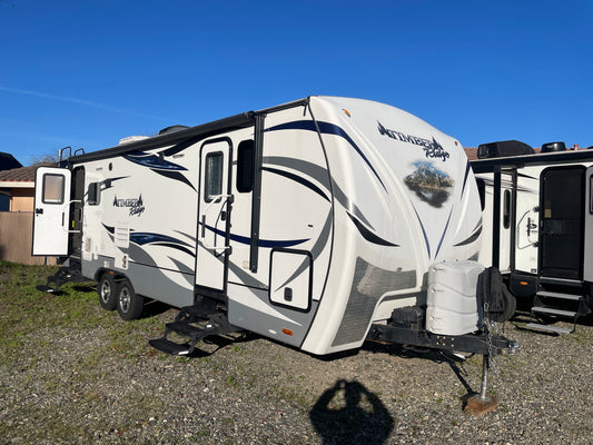 Used 2015 Timber Ridge 260 RLS