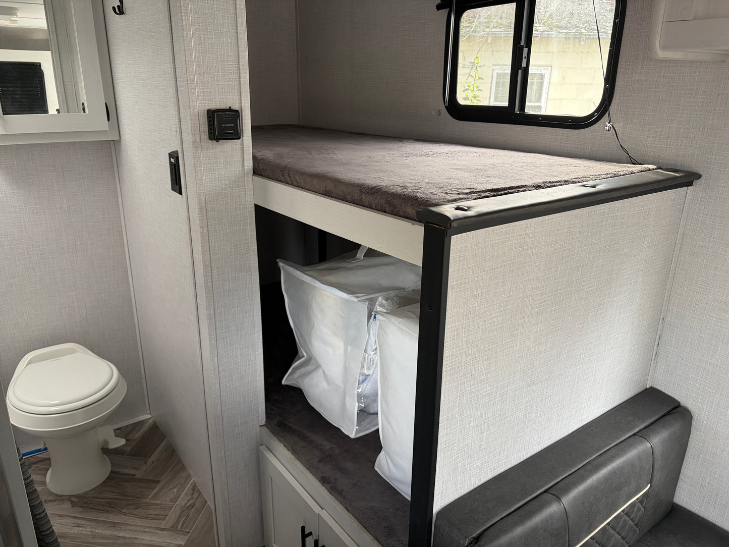 Used Coleman Rubicon 1628 BH