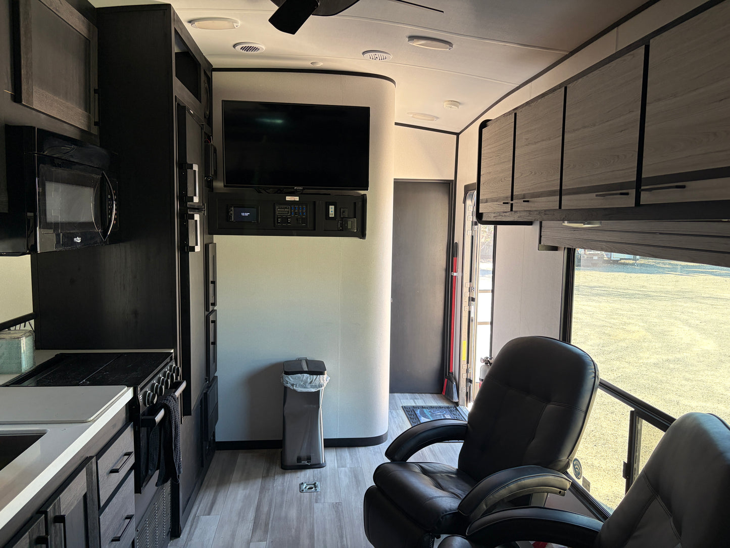 Used 2022 Stryker 2714 Toy Hauler