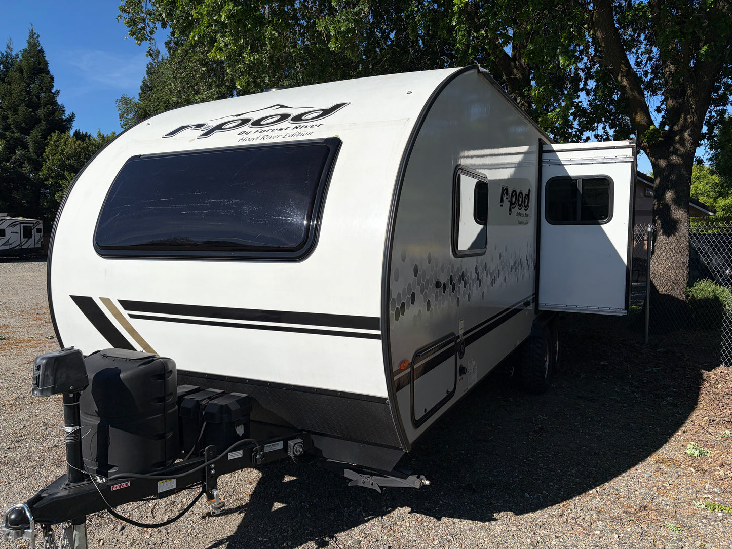 Used 2022 R-POD 202