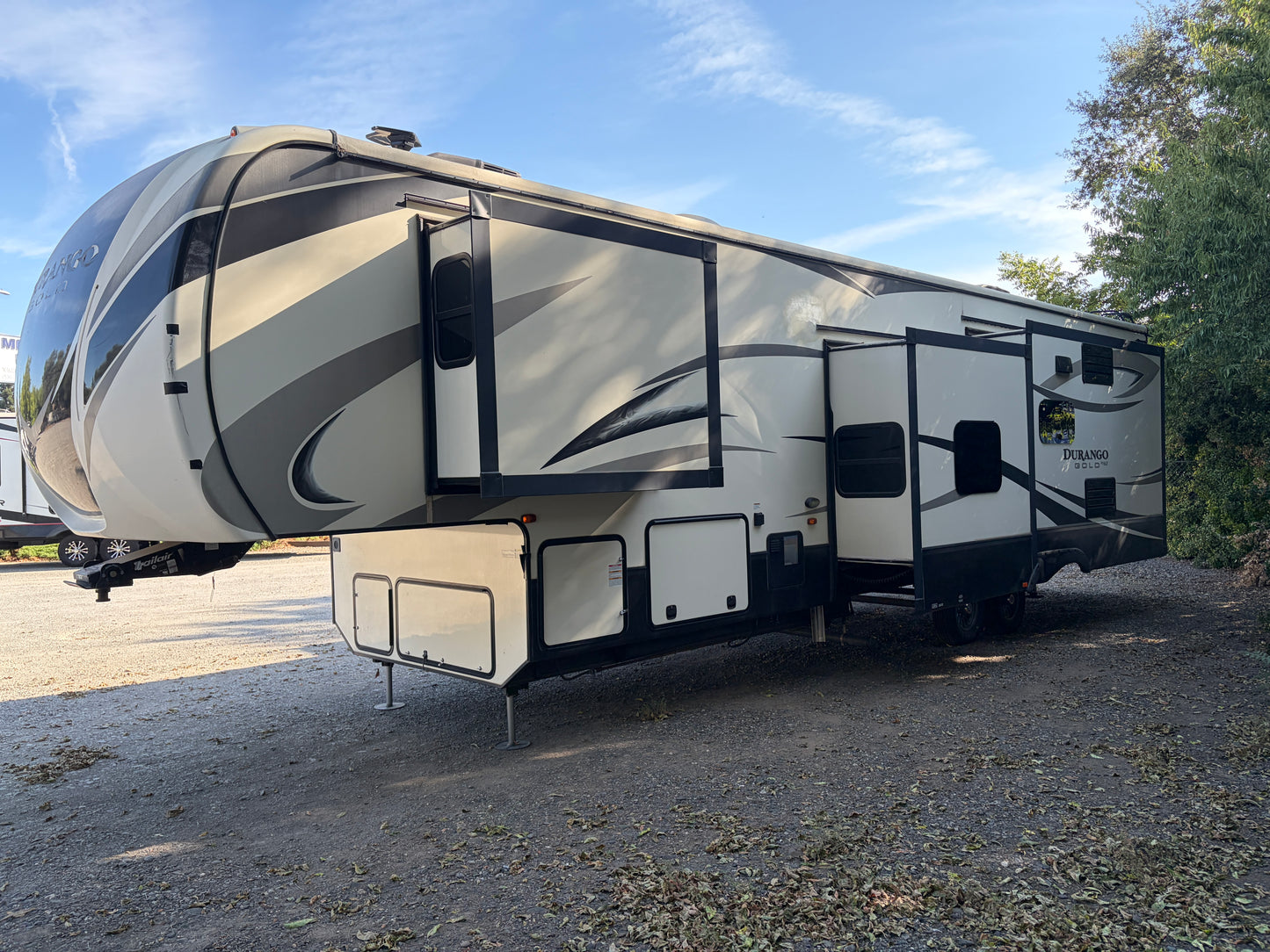 Used 2017 Durango 382 MBQ