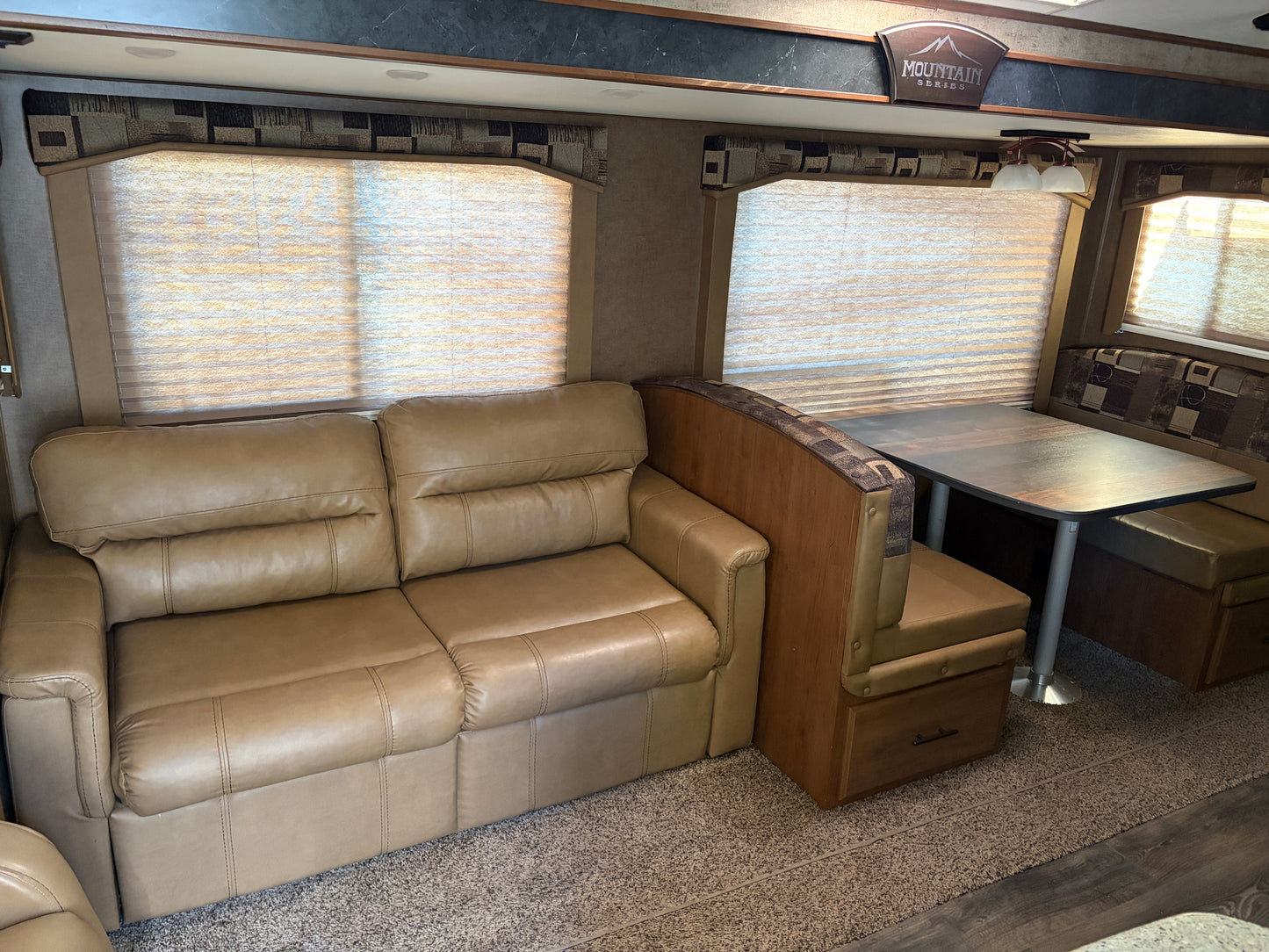 Used 2019 Outdoors RV Blackstone 260 RLS