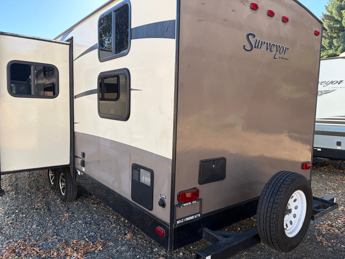 Used 2013 Surveyor 295 QBLE