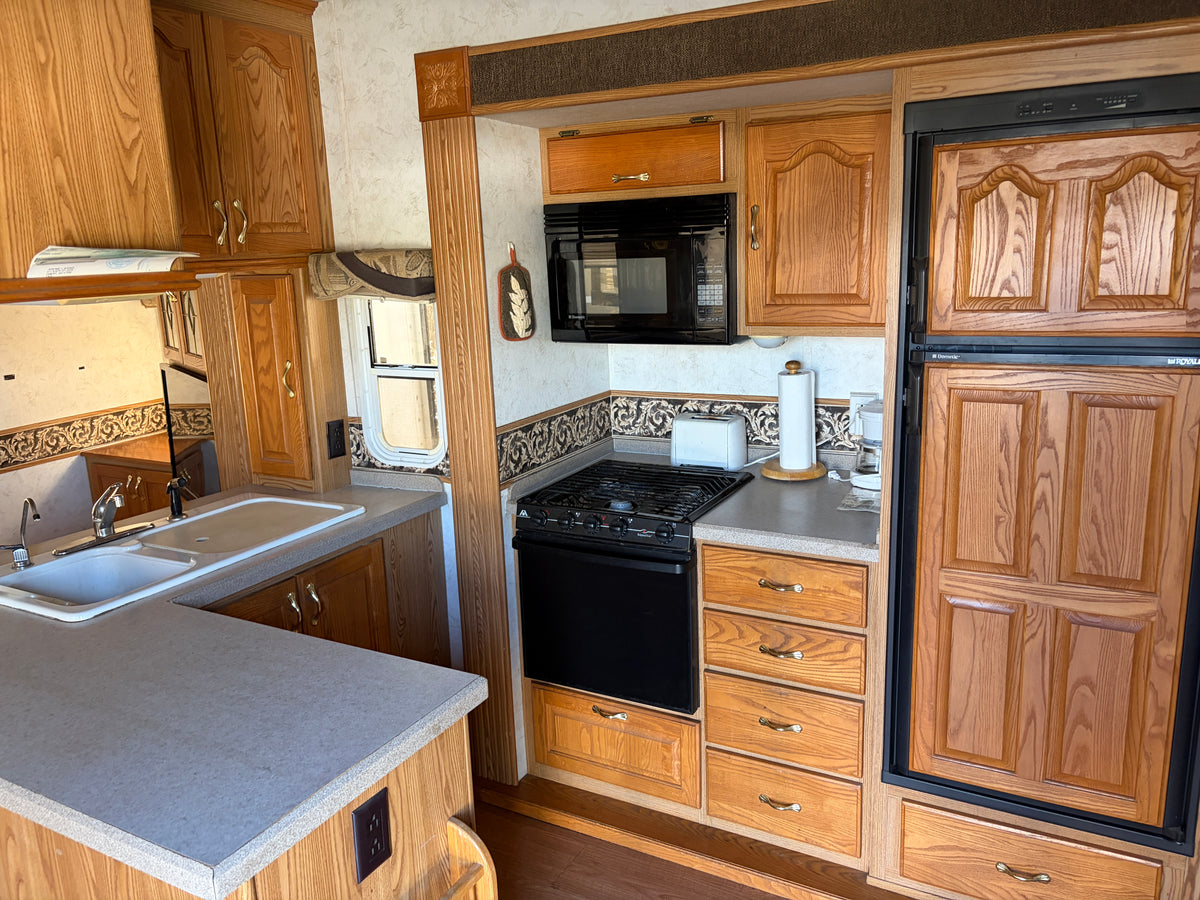 Used 2003 NU-WA 33 1/2 Quad 5th Wheel