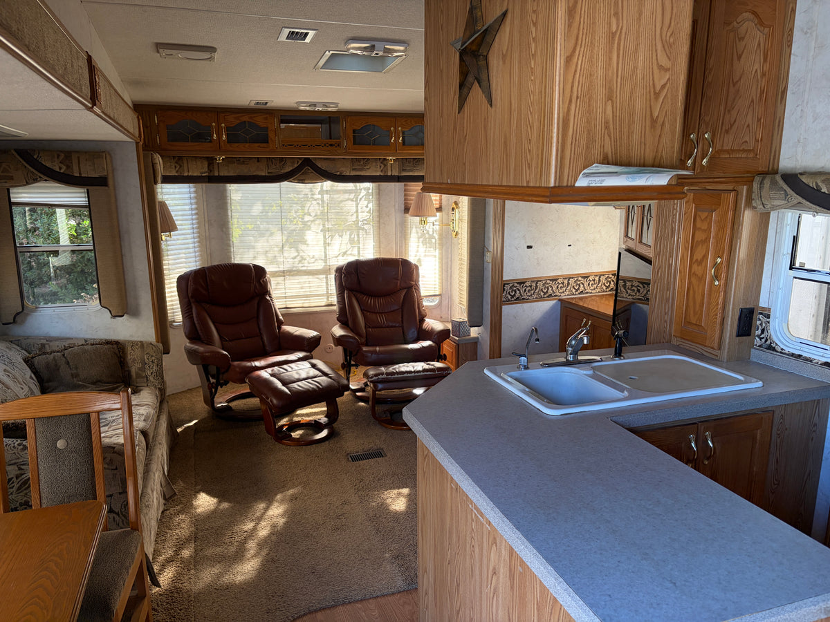 Used 2003 NU-WA 33 1/2 Quad 5th Wheel