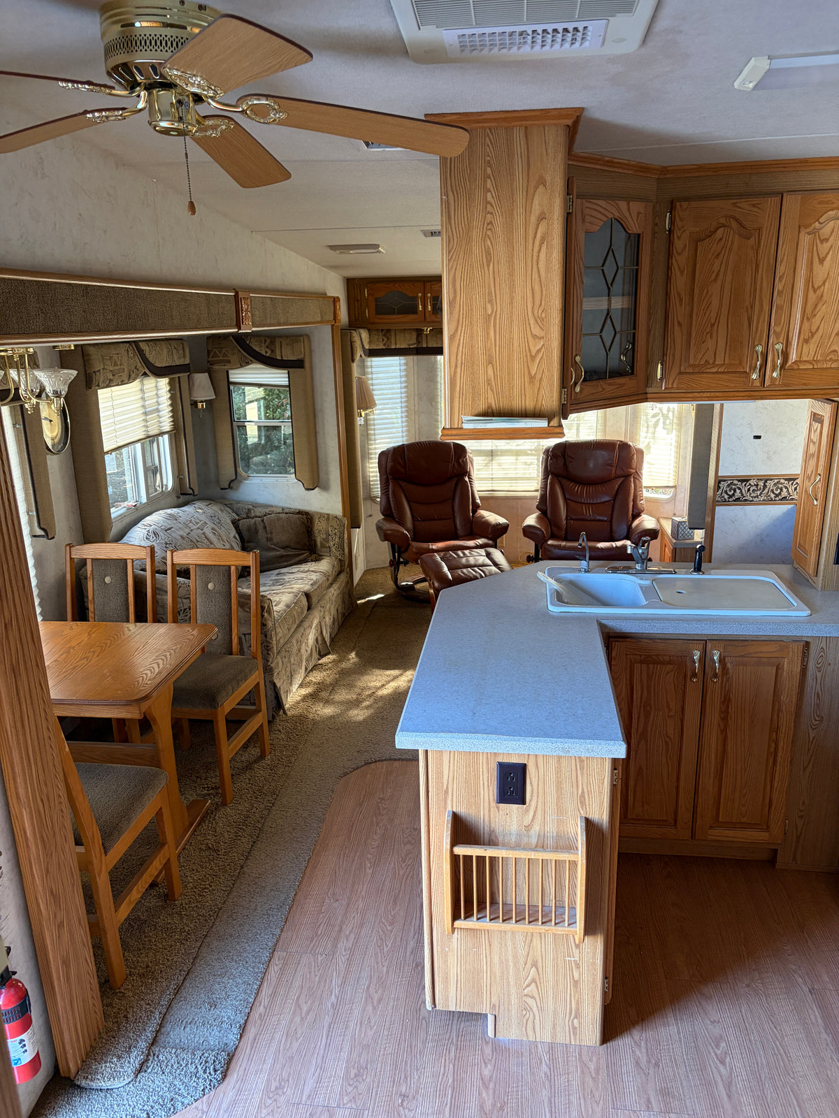 Used 2003 NU-WA 33 1/2 Quad 5th Wheel